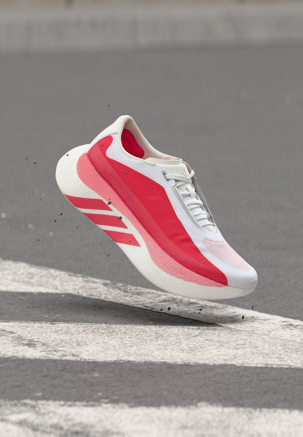 adidas Performance HYPERBOOST EDGE - Road running shoes - cloud white/pure ruby/metallic