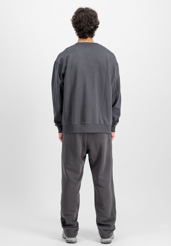 Alpha Industries STUDIO EDITION