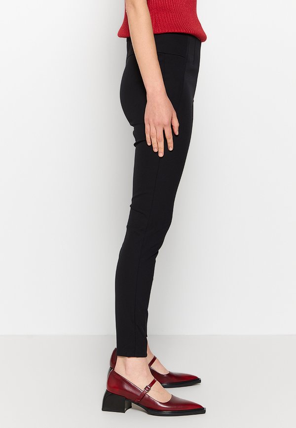 By Malene Birger ADANIS