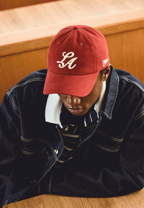 Bershka EMBROIDERED - Cap - bordeaux