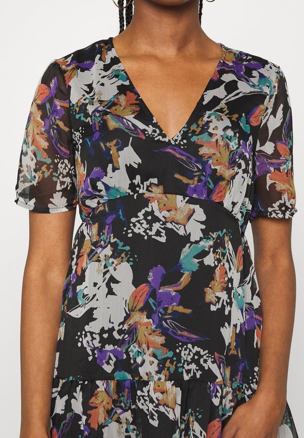 Vero Moda Petite VMKAYA V NECK SHORT DRESS