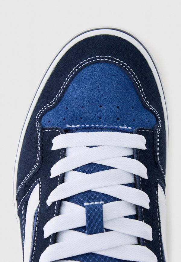 Vans CALDRONE