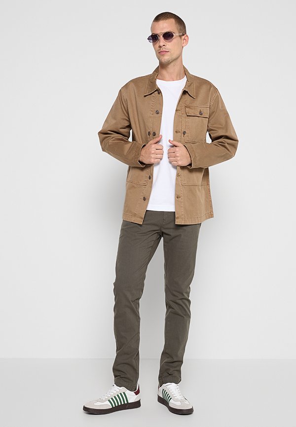 7 for all mankind