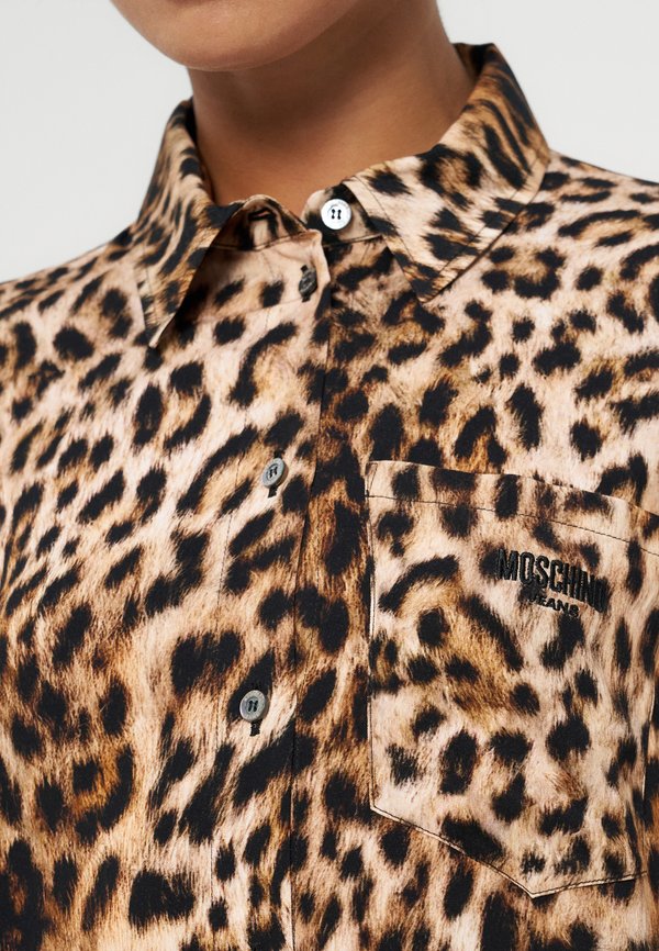 MOSCHINO JEANS