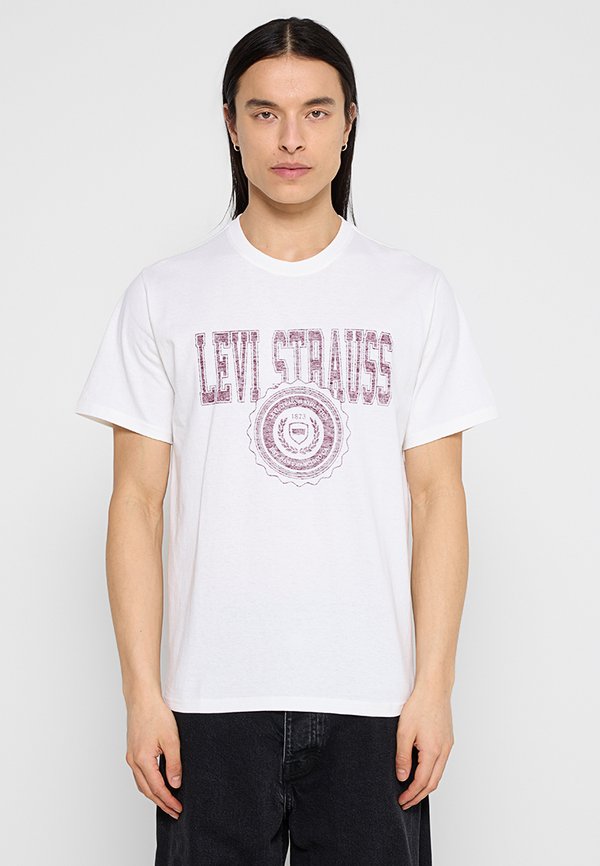 Levi's® RELAXED FIT