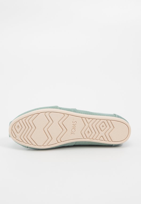 TOMS