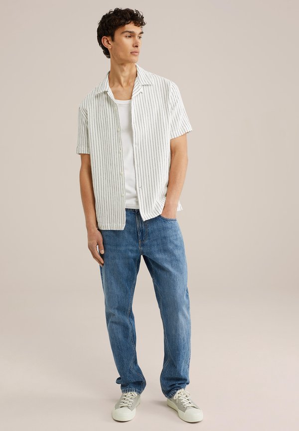 WE Fashion THE TEXTURED