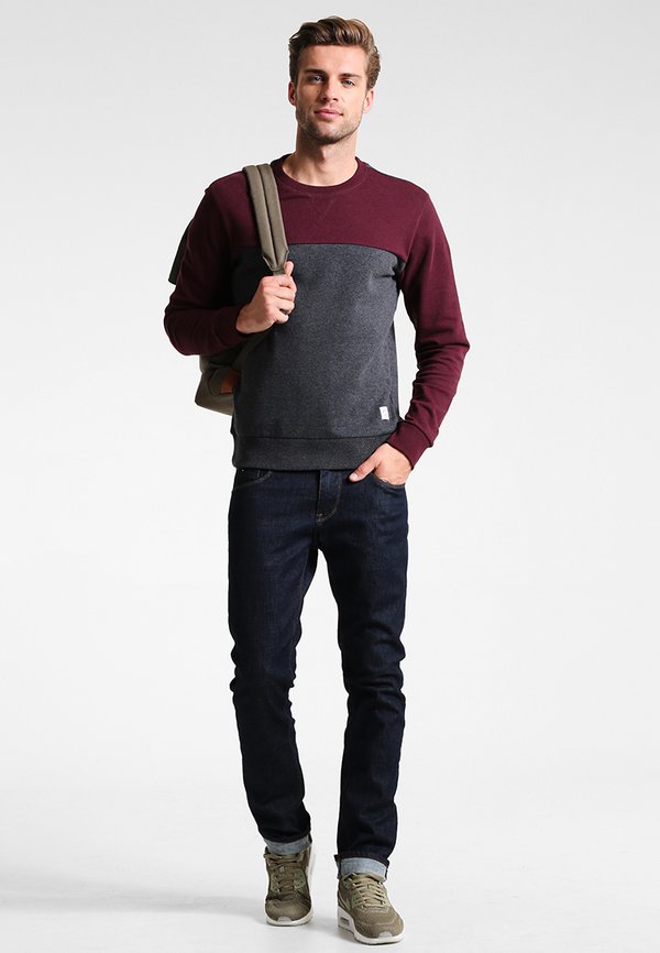 Pier One by Zalando