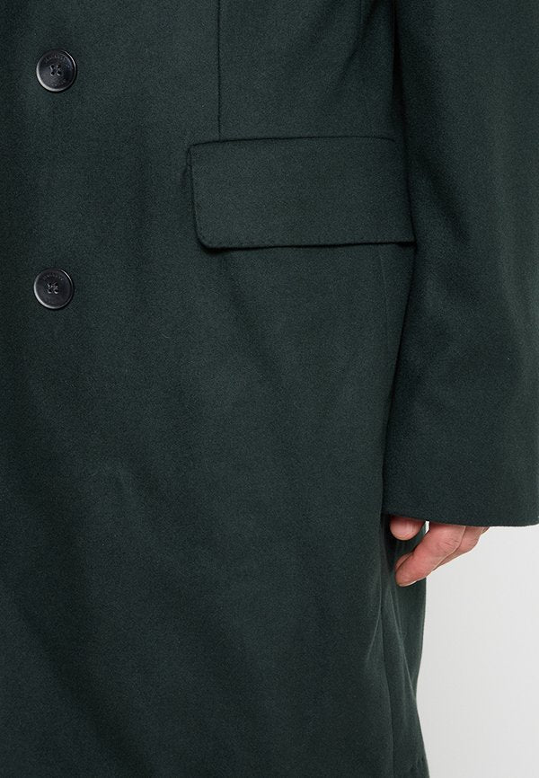 Hackett London
