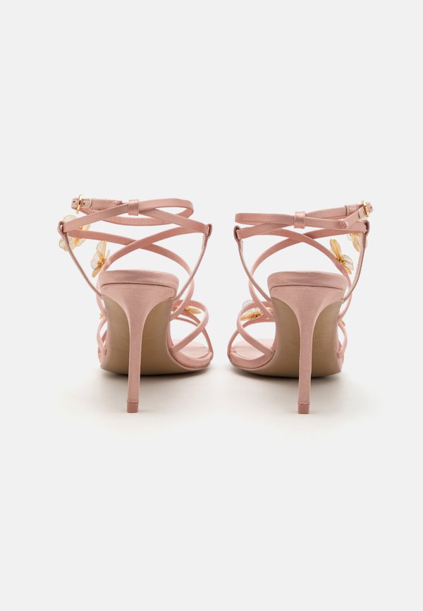 Call it Spring ARIIAA B.E.D FOAM