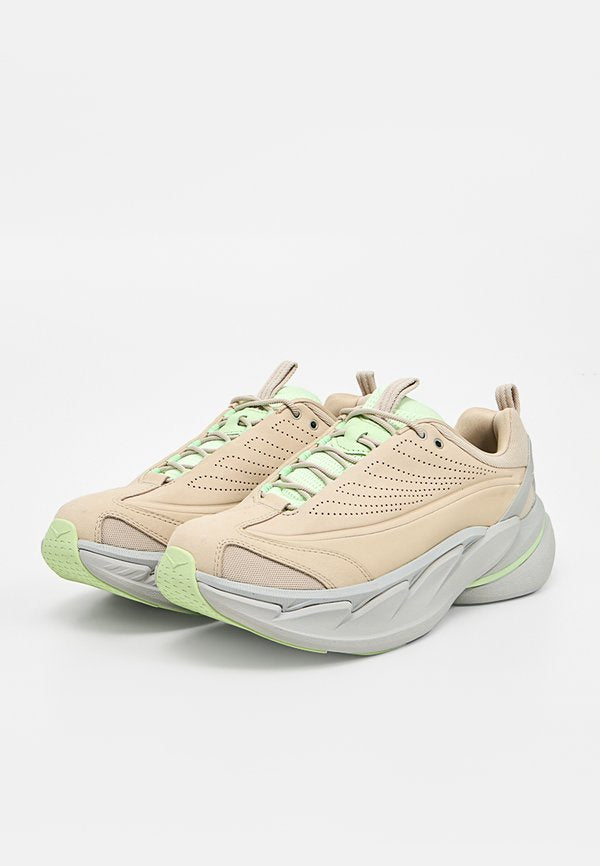 HOKA ELEVON X