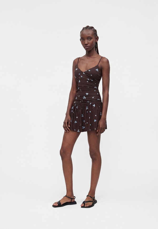 Hollister Co. SLIM CODDY