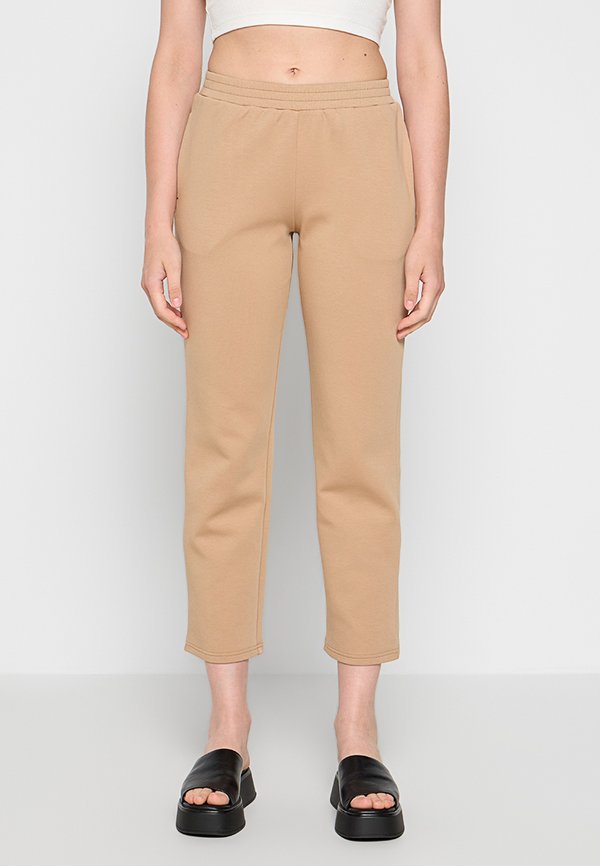 TWINSET