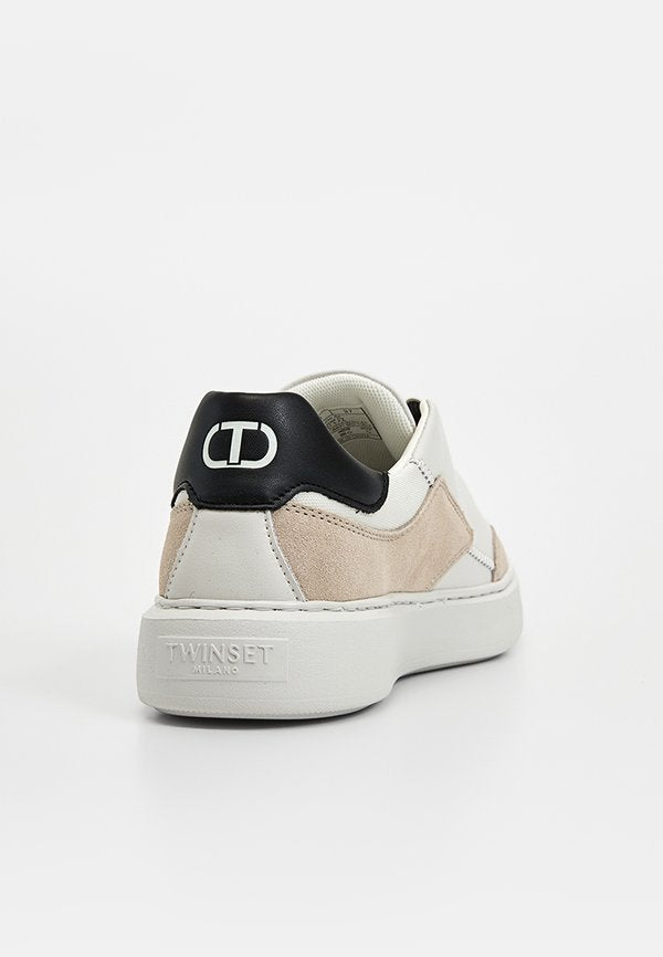 TWINSET