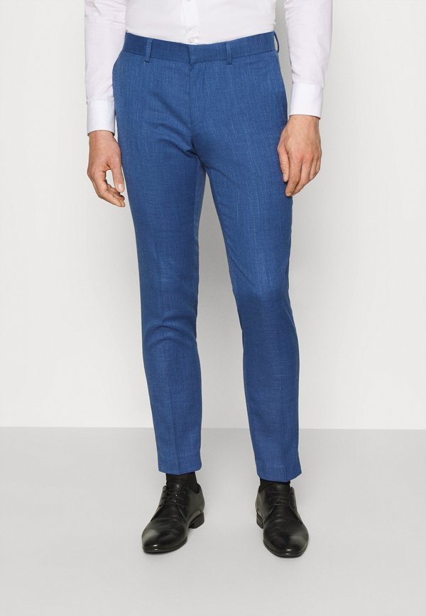 Isaac Dewhirst WEDDING LOOK SUIT