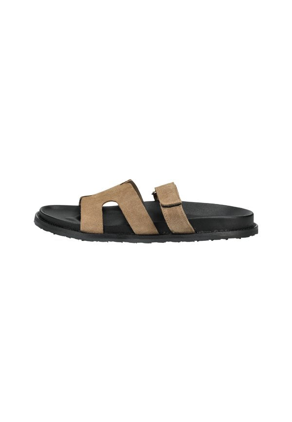 Steve Madden MANU