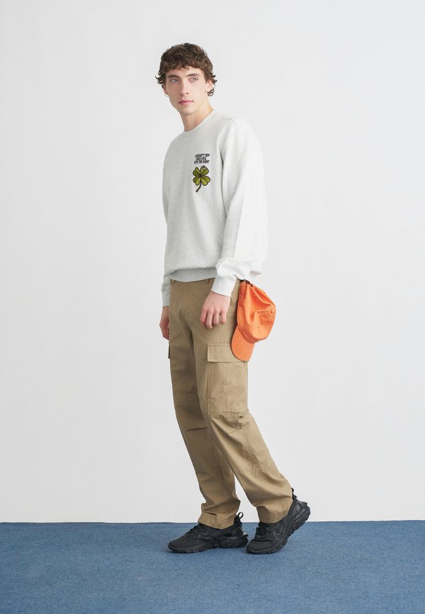 Carhartt WIP CLOVER