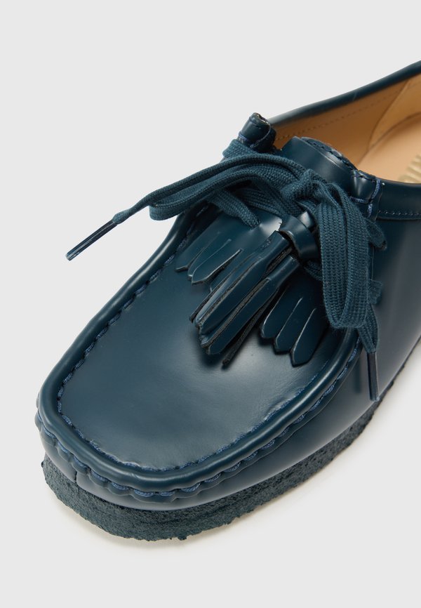 Clarks Originals WALLABEE.