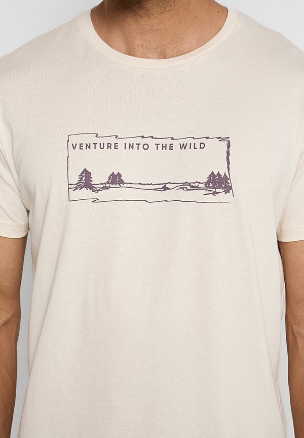 JEEP VENTURE INTO WILD WOODLANDS