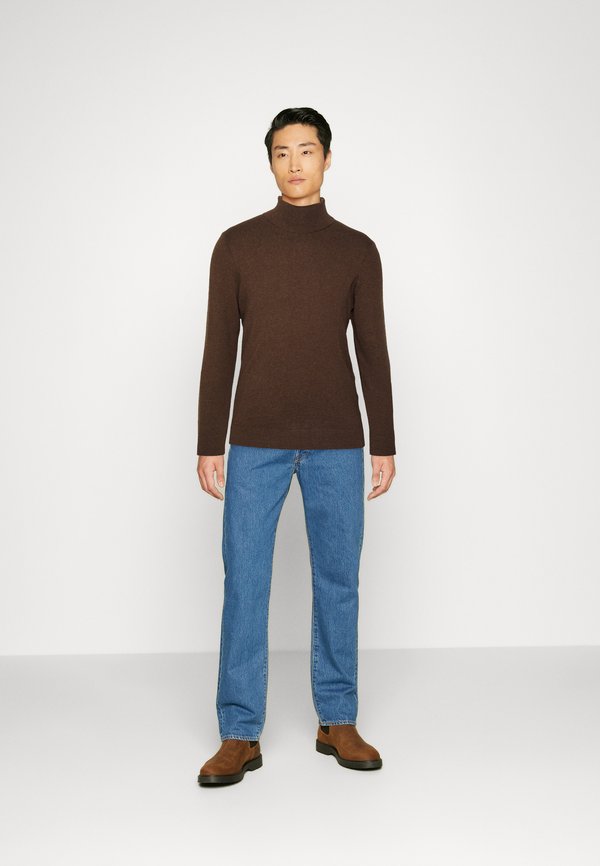 Pier One by Zalando