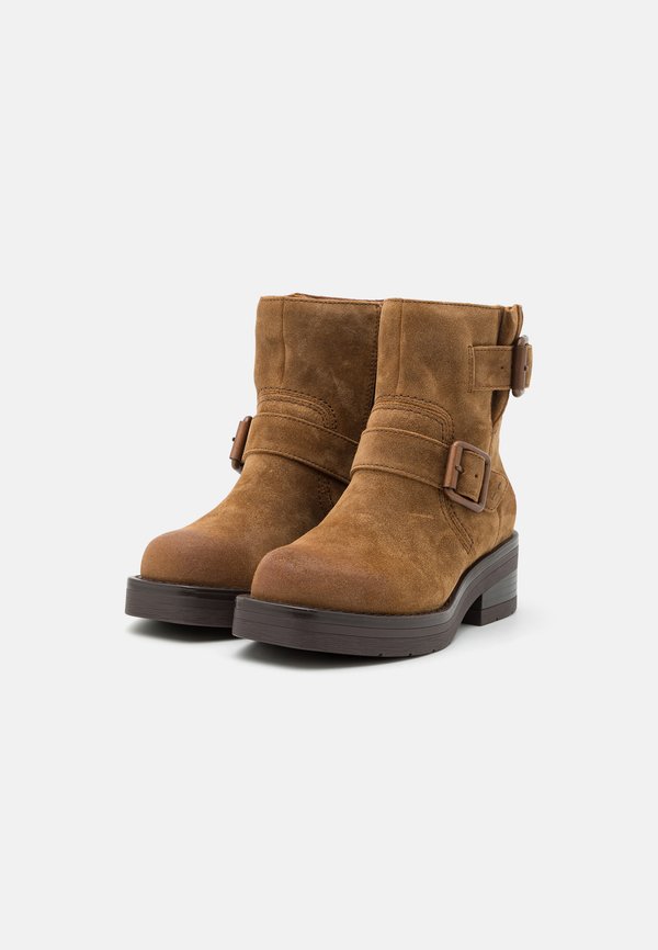 Clarks REBELLE BUCKLE