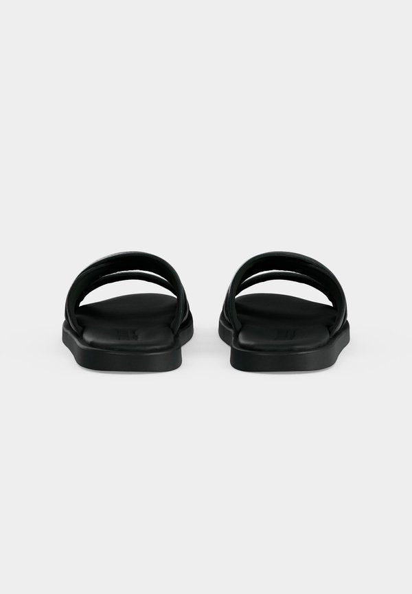 Steve Madden GRABBA