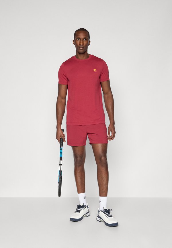 Fila TRISTAN