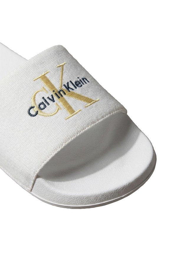 Calvin Klein ESS SLIDE CV