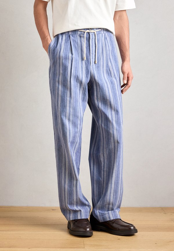 Scotch & Soda OLIVER PLEATED RELAXED STRAIGHT FIT