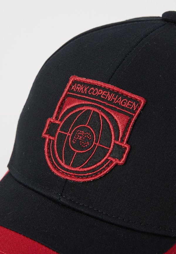 ARKK Copenhagen FOOTBALL UNISEX