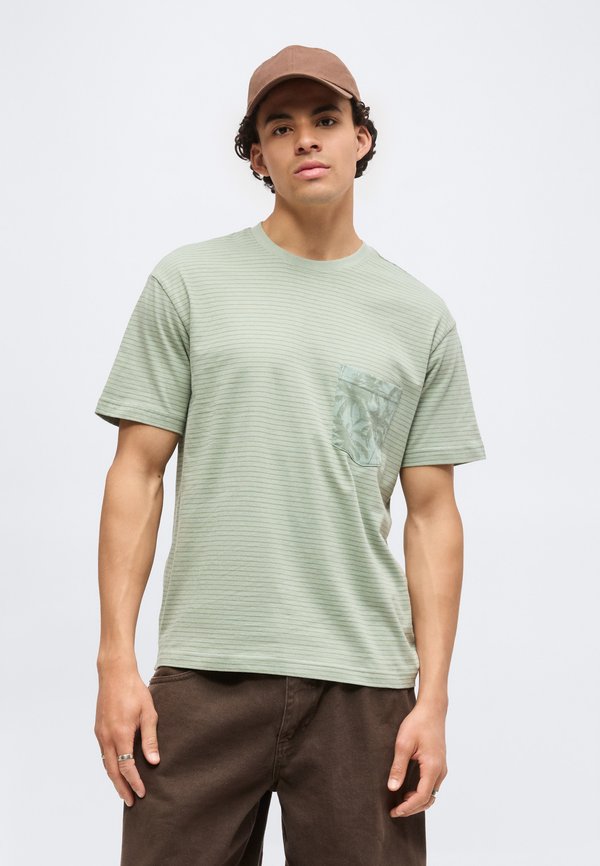 Only & Sons ONSFRED STRIPE LIFE LEAF TEE