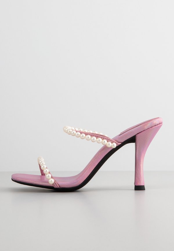 Jeffrey Campbell AKOYA