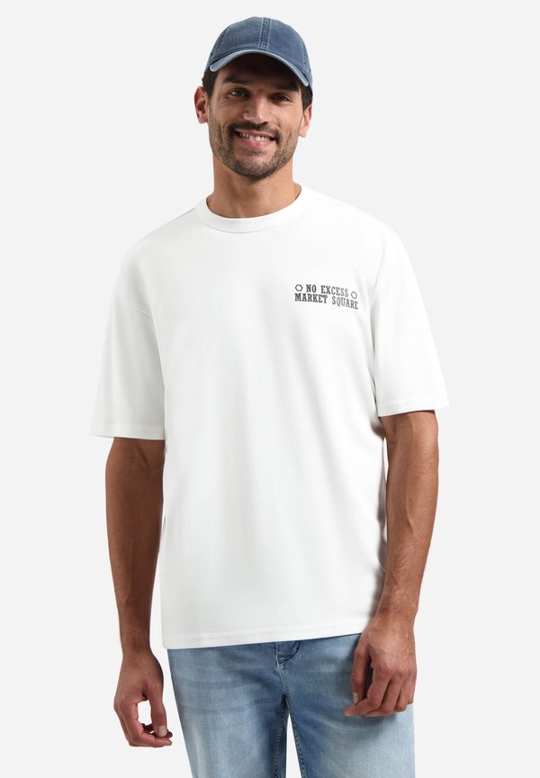 NO EXCESS INTERLOCK WITH BACK