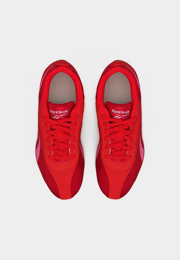 Reebok Classic ULTRA LO