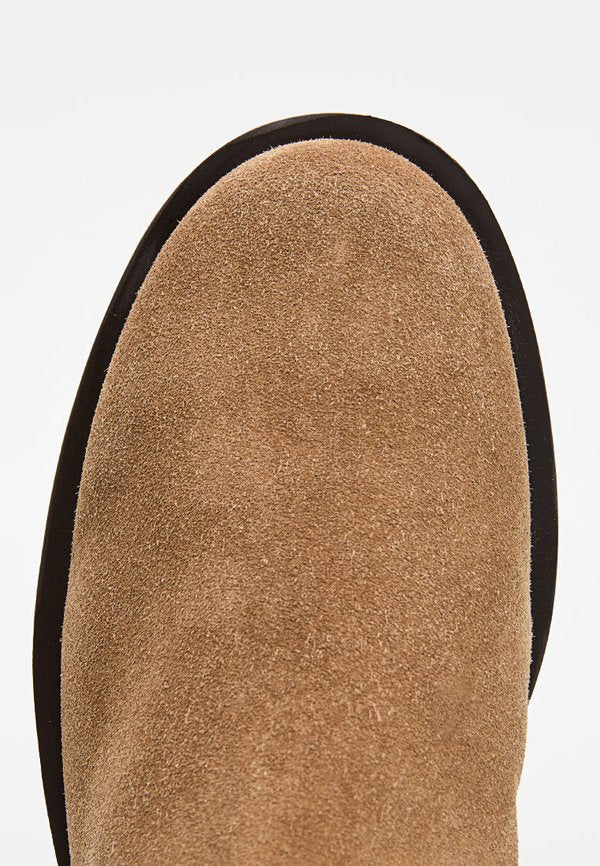 Stuart Weitzman 5050