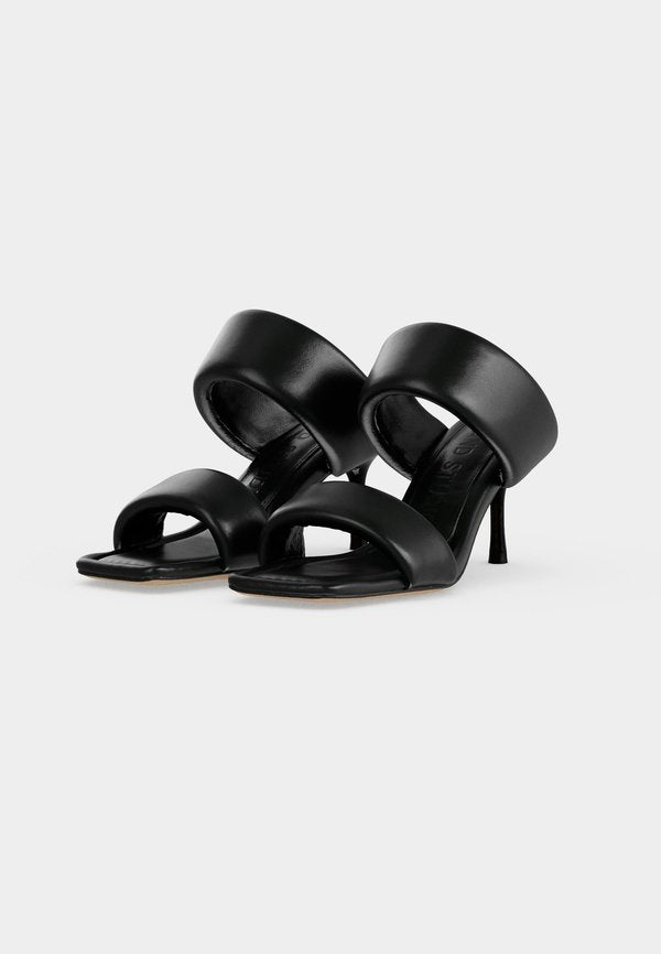 STAND STUDIO MADELINE MULE
