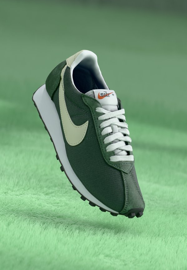 Nike Sportswear LD 1000