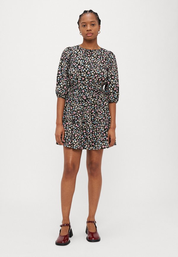 Vero Moda Petite VMPAGE 3/4 DETAIL SHORT DRESS