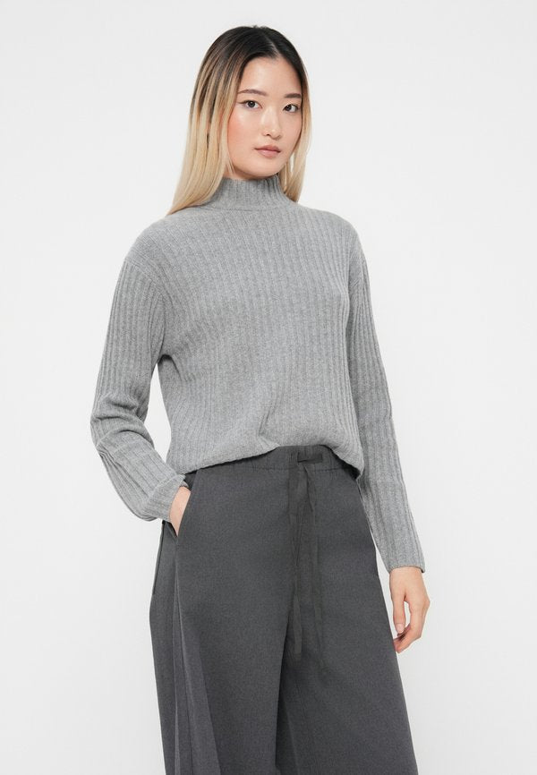 DOCKERS BOXY MOCK NECK