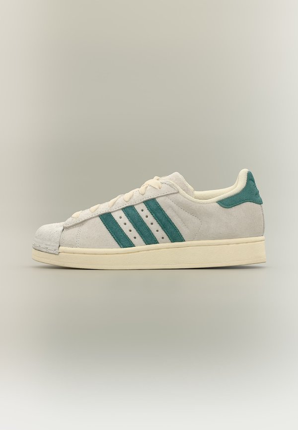 adidas Originals SUPERSTAR II UNISEX - Trainers - core white/collegiate green/cream white