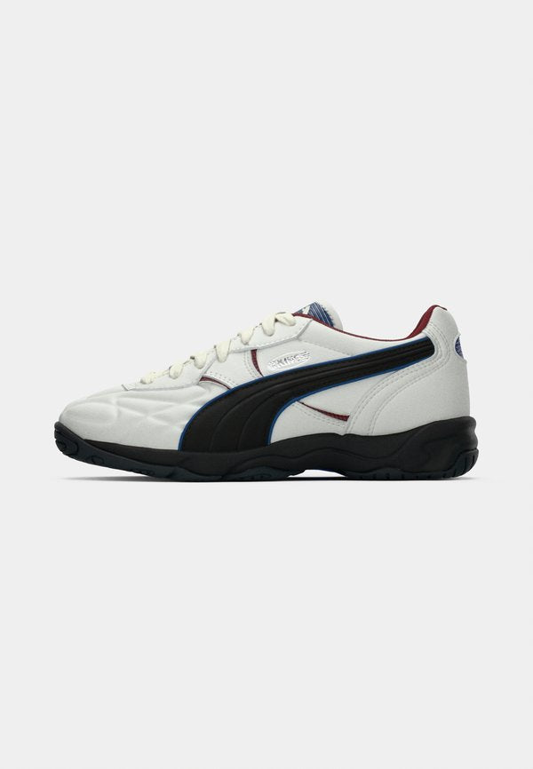 Puma KING INDOOR STREET SOCCER 94 UNISEX