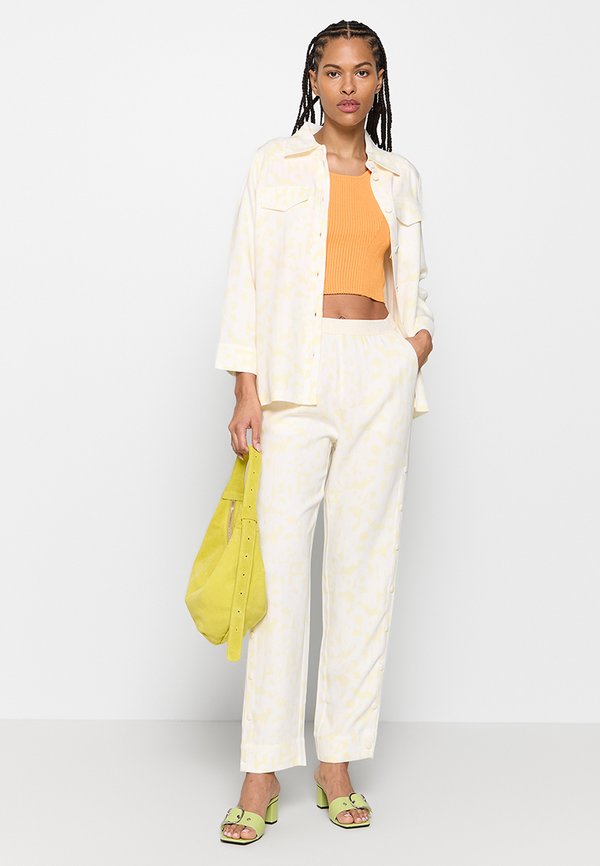 Rodebjer REGULAR FIT