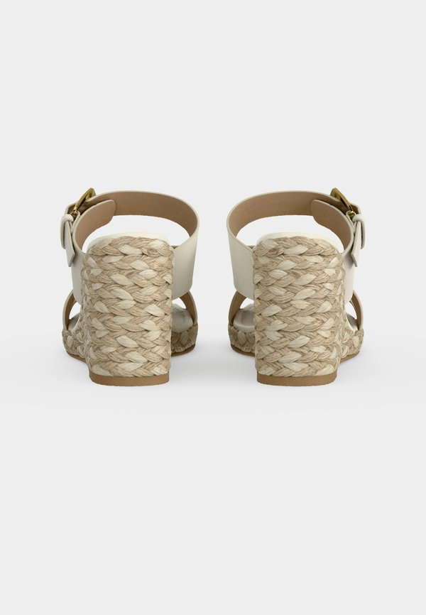 Stuart Weitzman SAI WEDGE