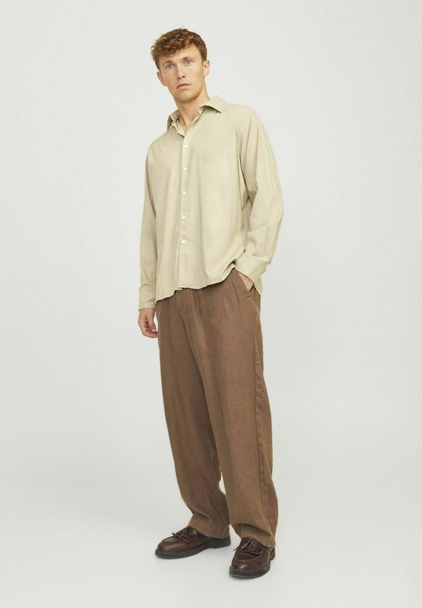 Jack & Jones Wide fit