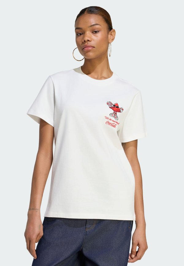 adidas Originals ADIDAS X COCA-COLA GFX TREFI - Print T-shirt - core white