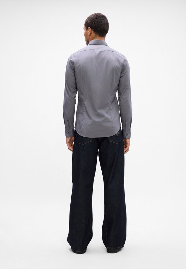 Calvin Klein SLIM