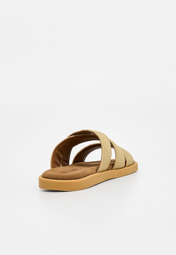 Steve Madden GRABBA