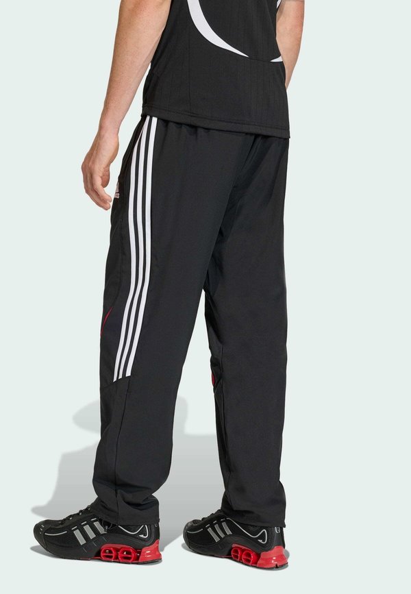 adidas Originals TEAMGEIST