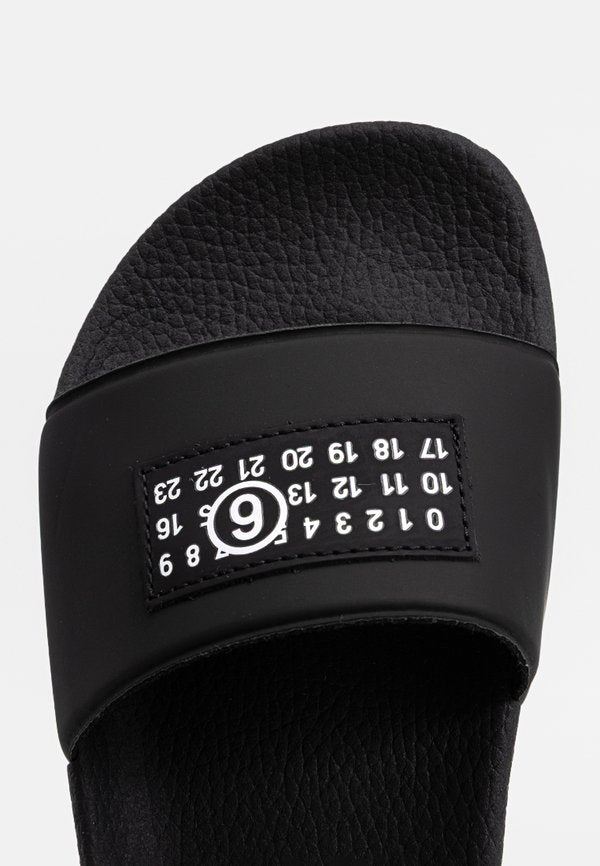 MM6 Maison Margiela