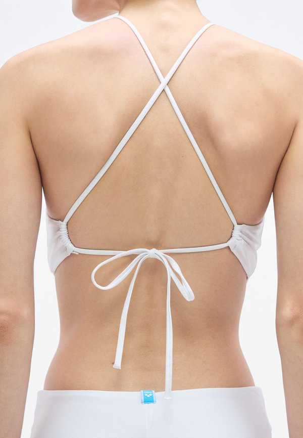 Arena LOGOTYPE CUTOUT SWIMSUIT